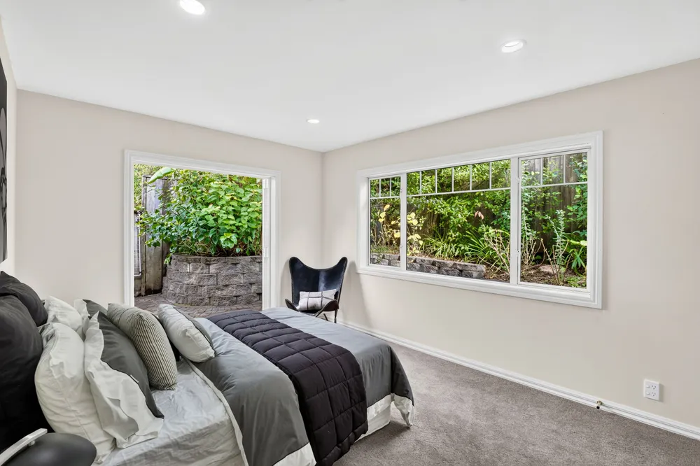 Photos of 5A Inverary Avenue