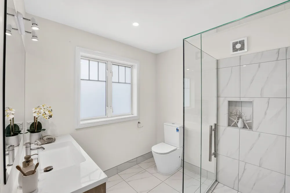 Photos of 5A Inverary Avenue