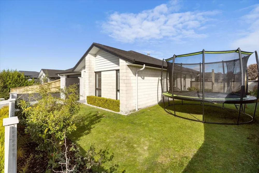 Photos of 87 Puhirake Crescent