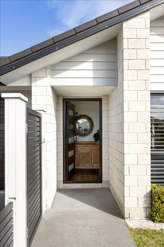 Photos of 87 Puhirake Crescent