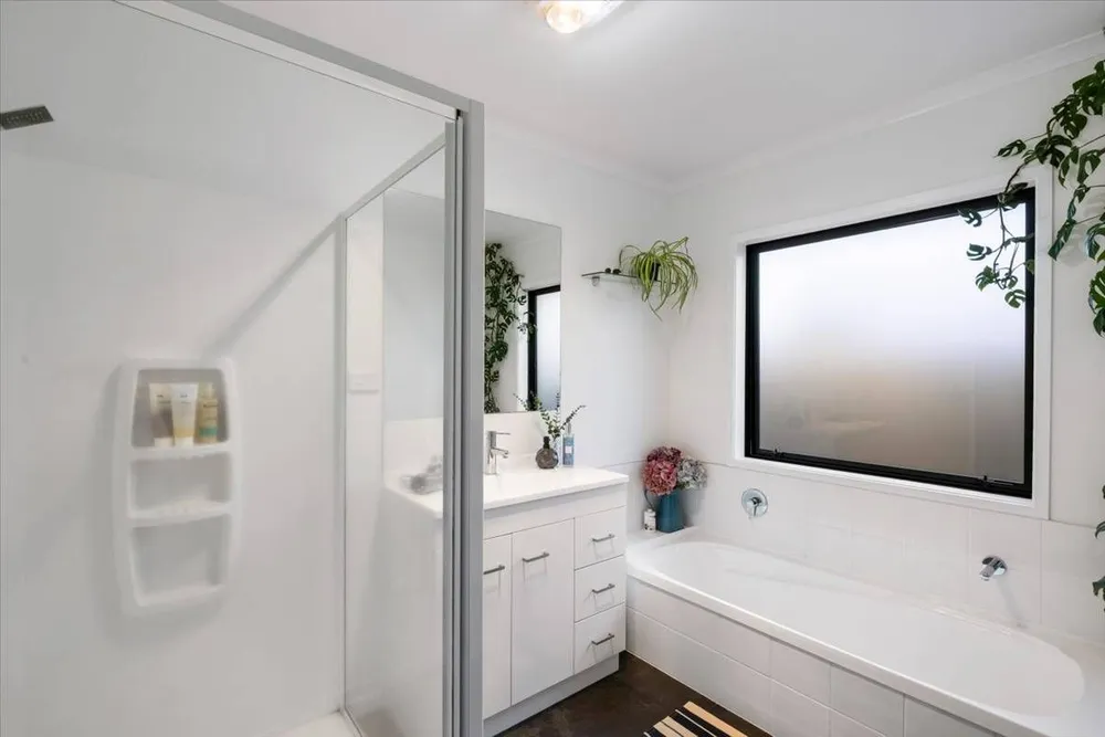 Photos of 87 Puhirake Crescent