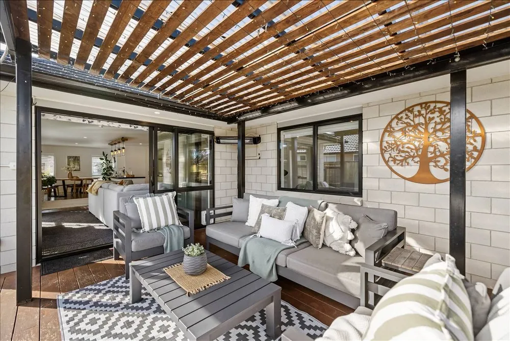 Photos of 87 Puhirake Crescent