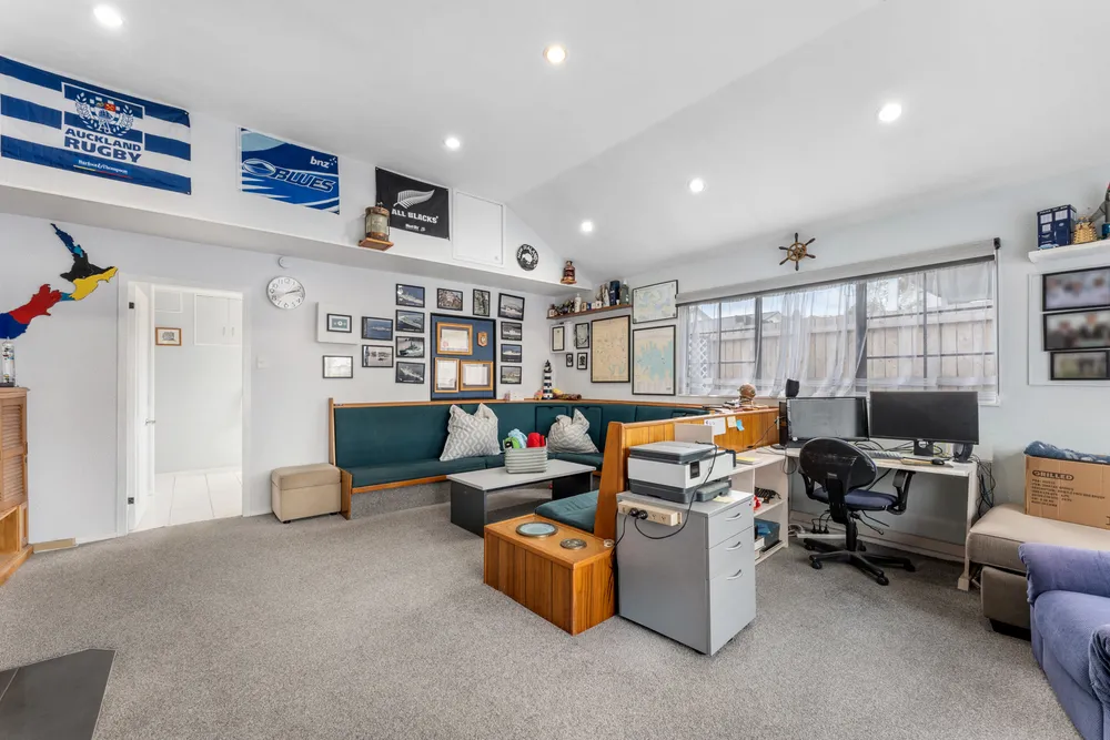Photos of 225 Manuka Road