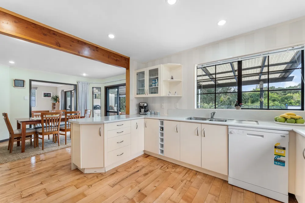 Photos of 225 Manuka Road