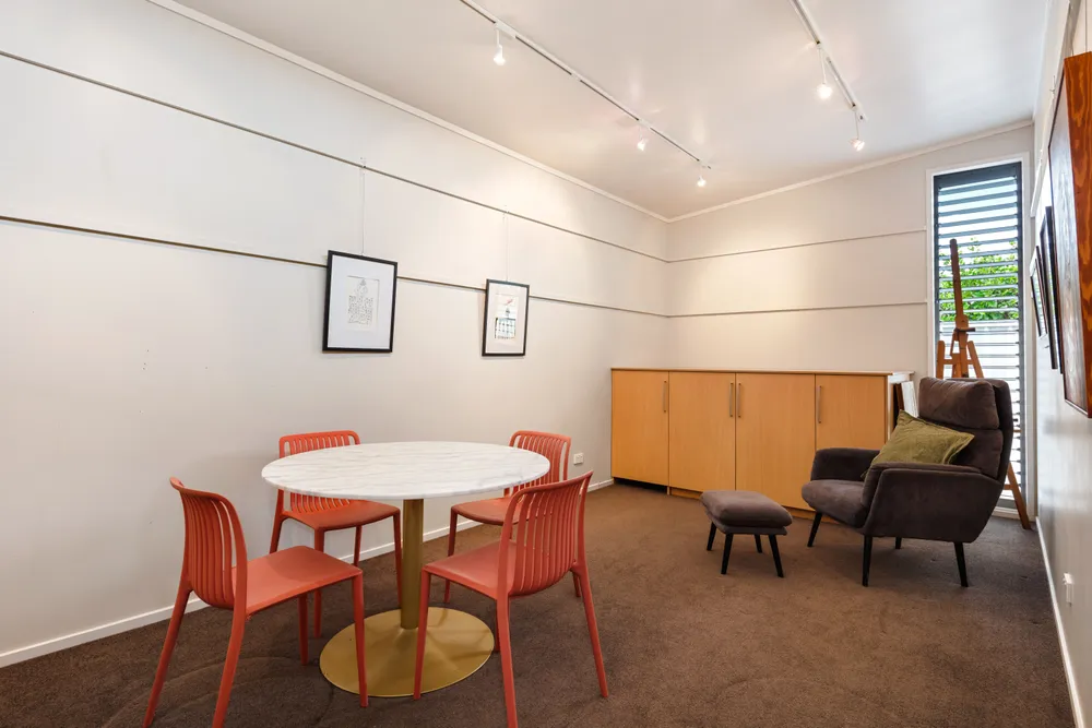 Photos of 4 Roger Street