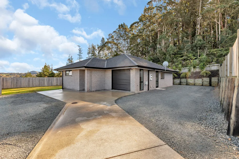 Photos of 10 Suncrest Lane