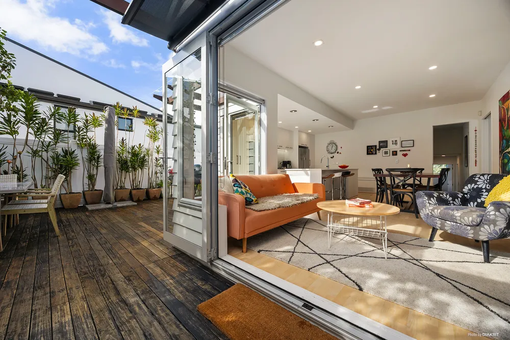 Photos of 25A Hawera Road