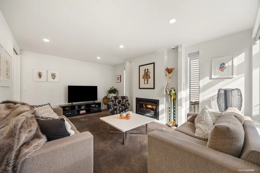 Photos of 25A Hawera Road