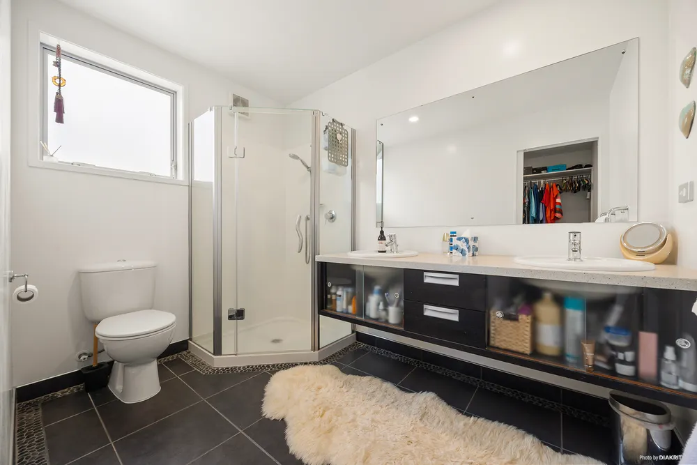 Photos of 25A Hawera Road
