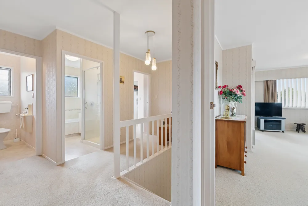Photos of 1/131 Glenmore Road