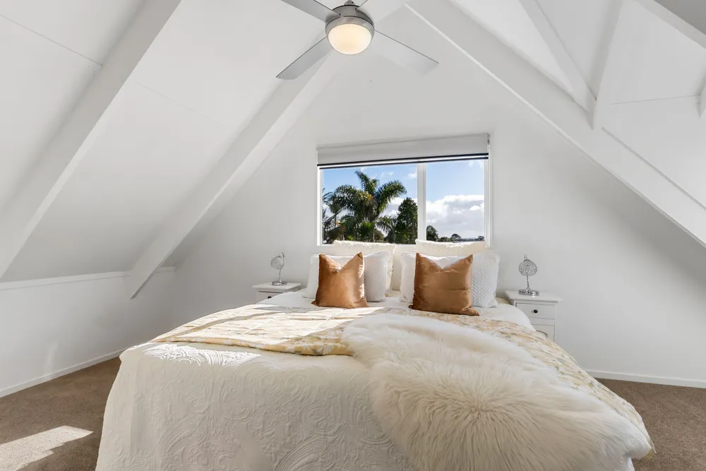 Photos of 18A Bannerman Road