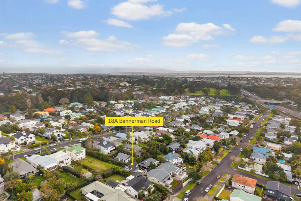 Photos of 18A Bannerman Road