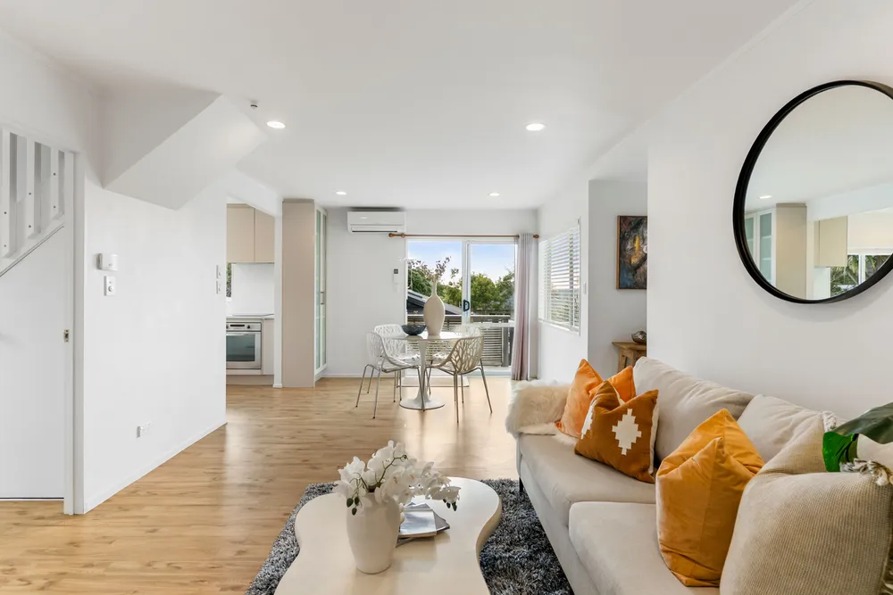 Photos of 18A Bannerman Road