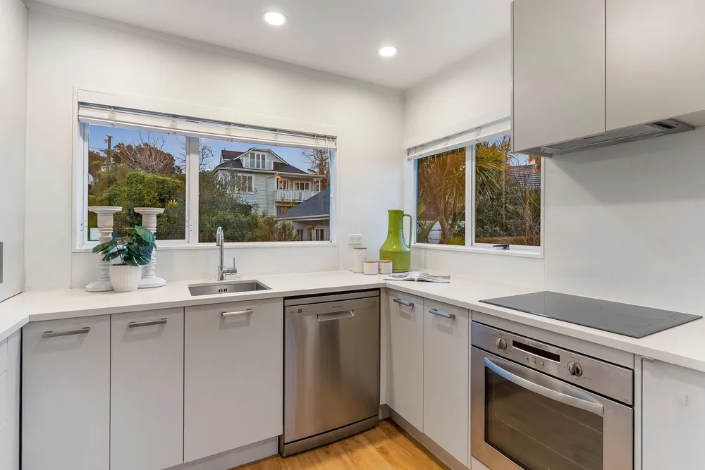 Photos of 18A Bannerman Road