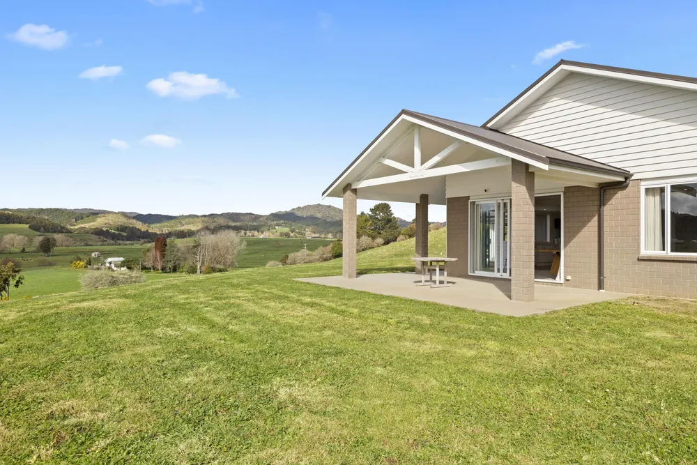 Photos of 1 Bushmere Drive