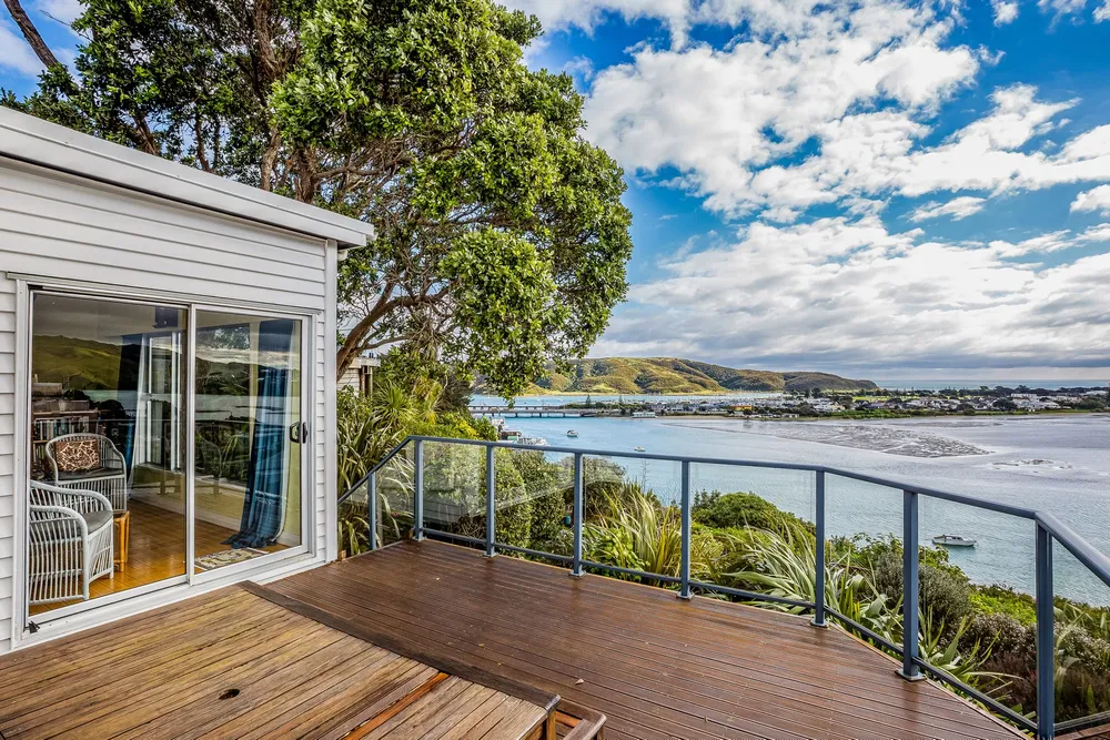 Photos of 61 Bayview Road