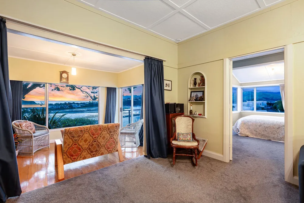 Photos of 61 Bayview Road