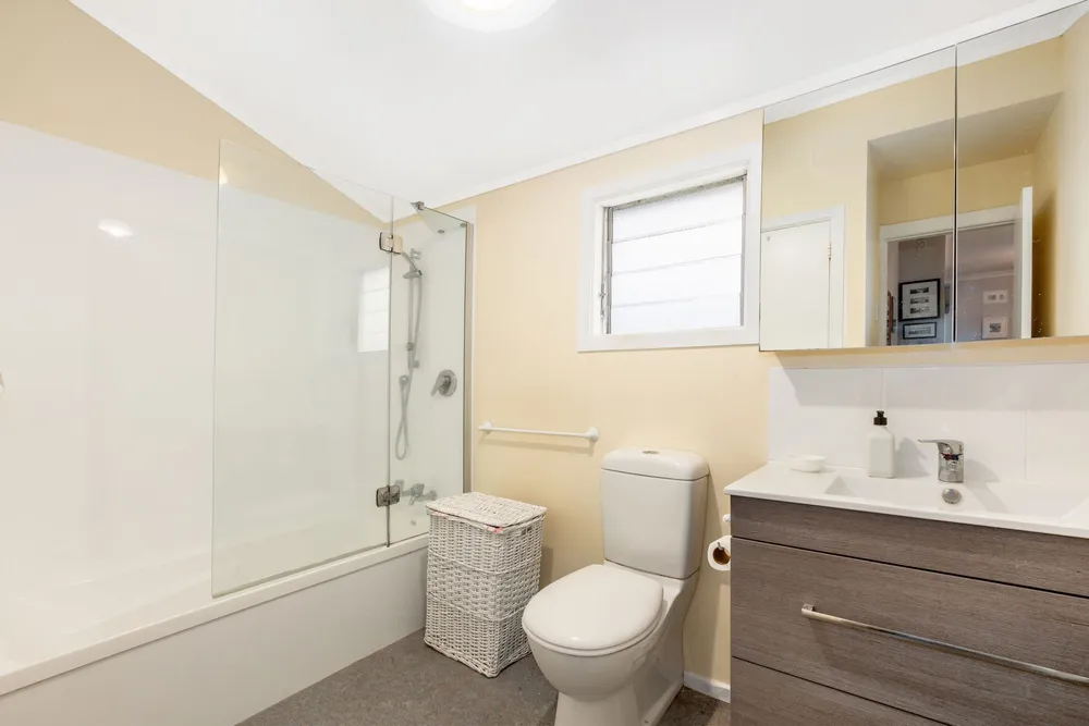 Photos of 61 Bayview Road