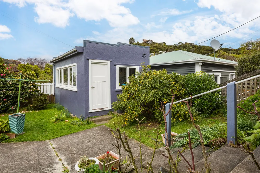 Photos of 61 Bayview Road