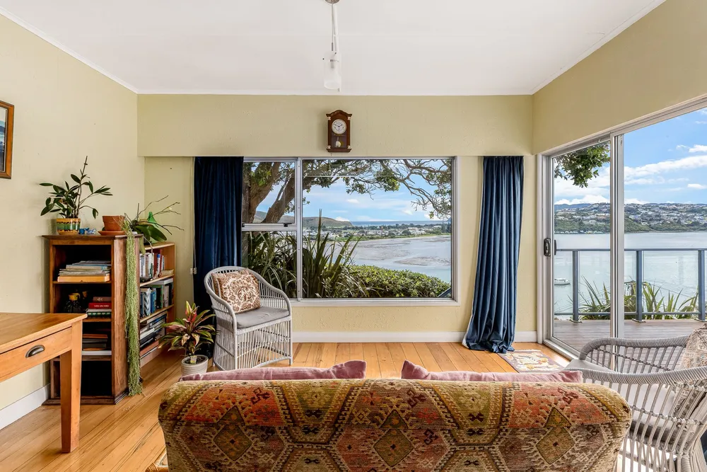 Photos of 61 Bayview Road