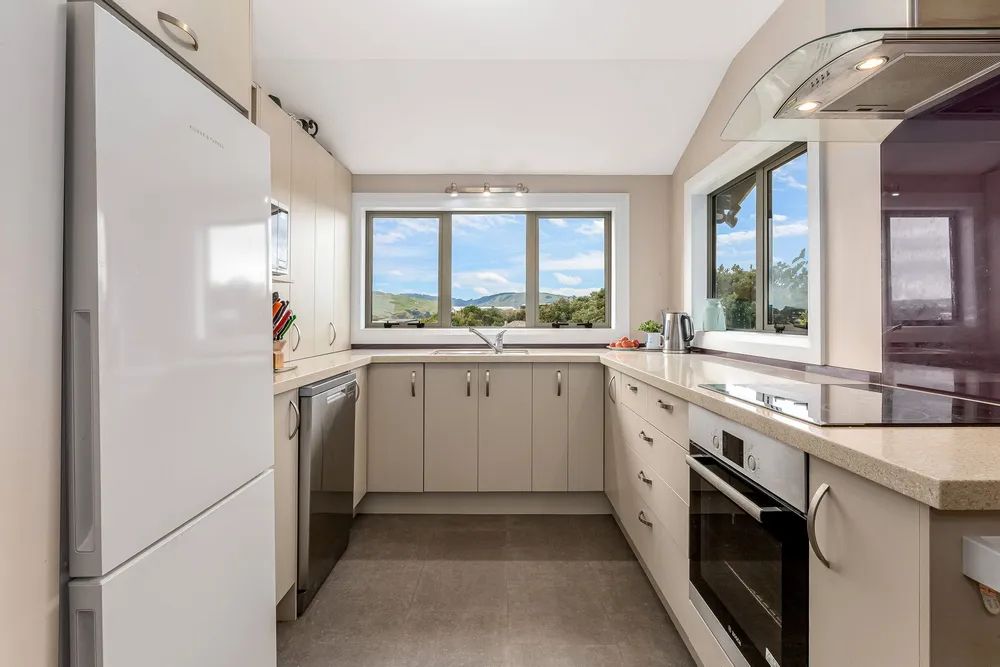 Photos of 61 Bayview Road