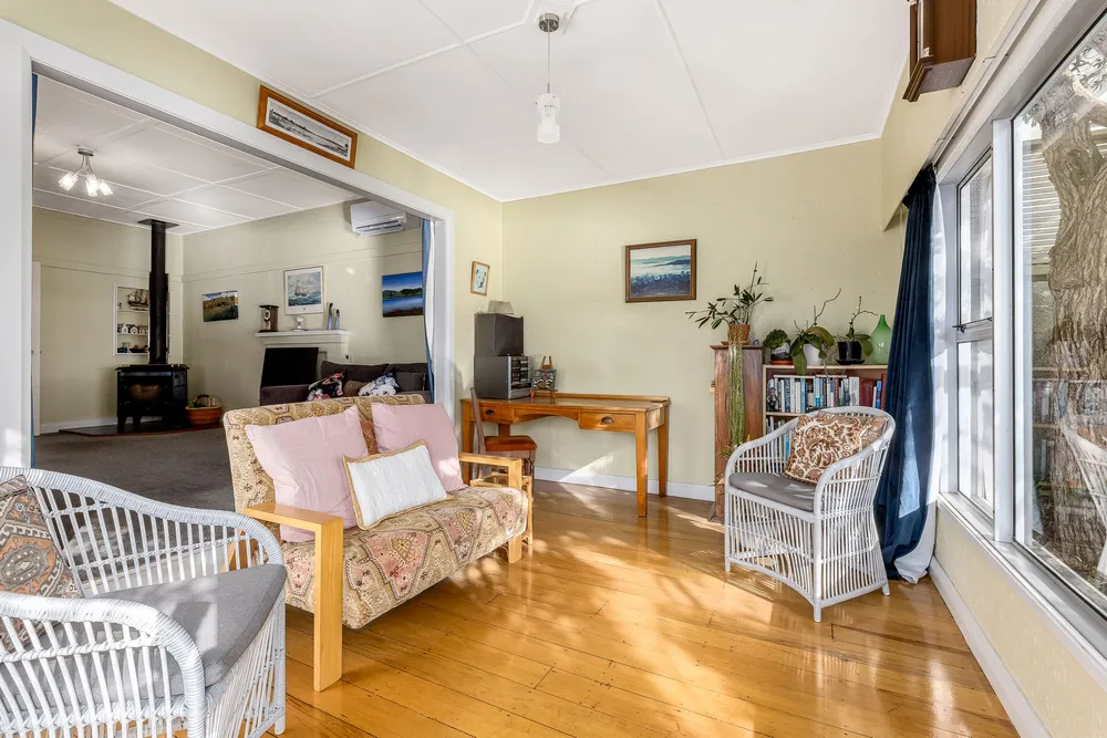Photos of 61 Bayview Road