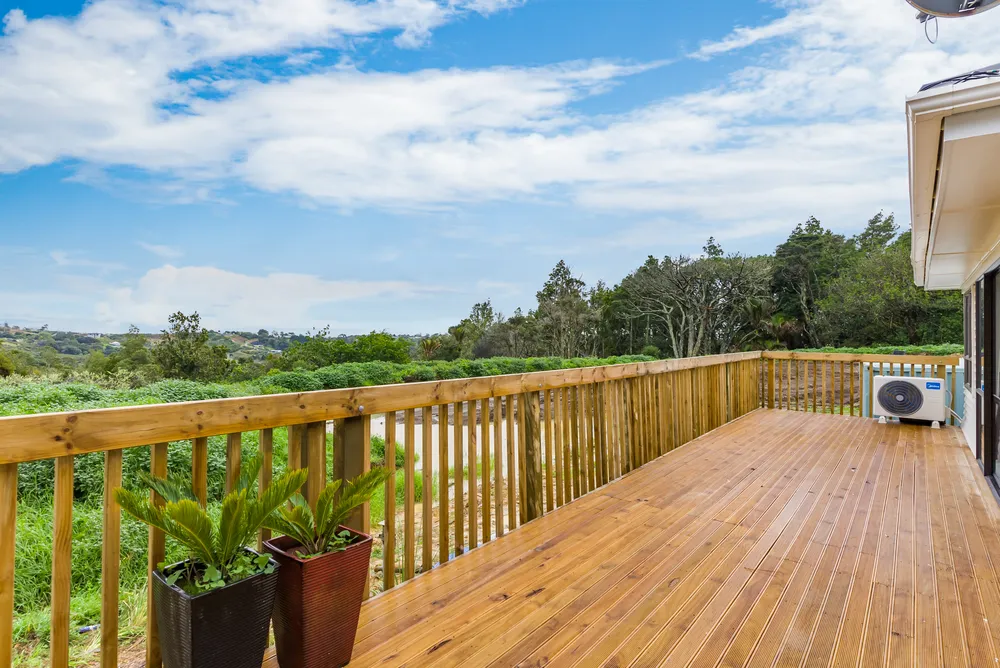 Photos of 525 Whitford Road