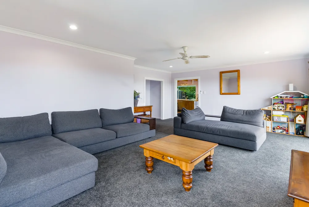 Photos of 525 Whitford Road