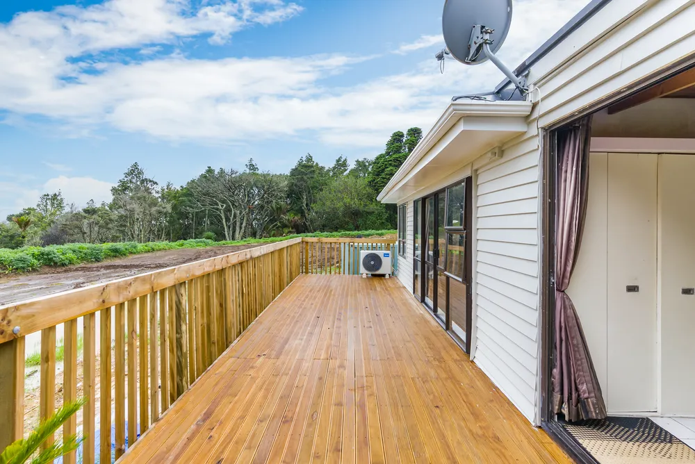 Photos of 525 Whitford Road