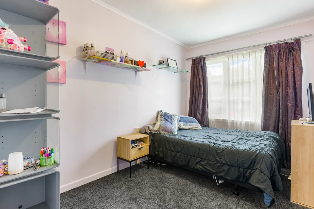Photos of 525 Whitford Road
