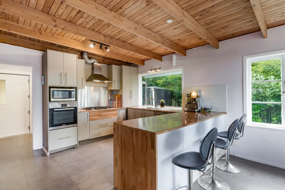 Photos of 525 Whitford Road