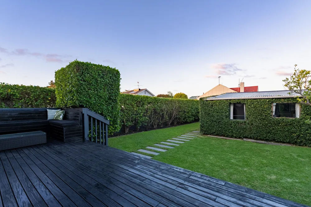Photos of 39 Renfrew Avenue