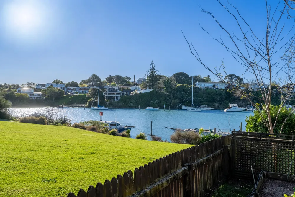 Photos of 12 Dayspring Way