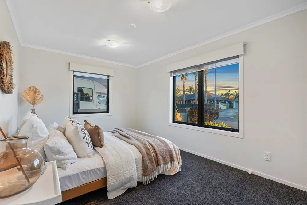 Photos of 153 Gravatt Road