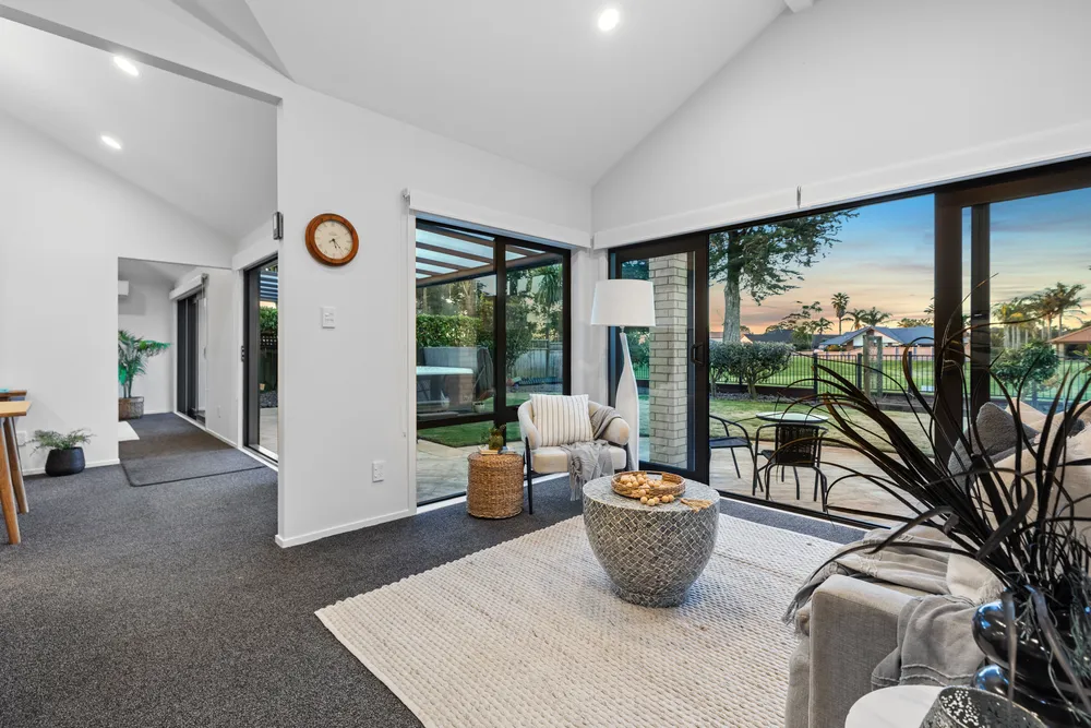 Photos of 153 Gravatt Road