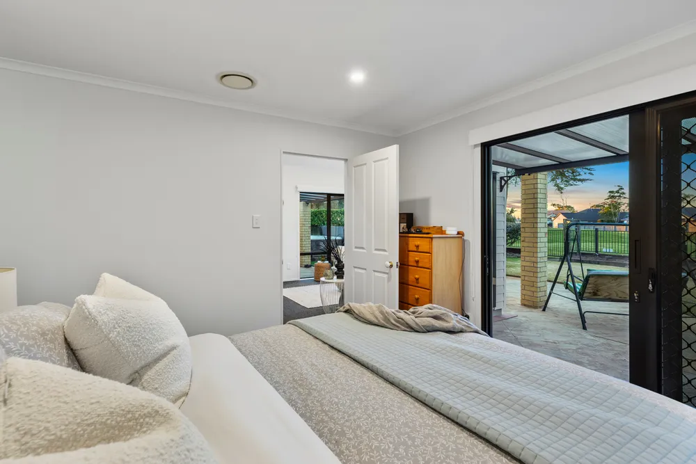 Photos of 153 Gravatt Road