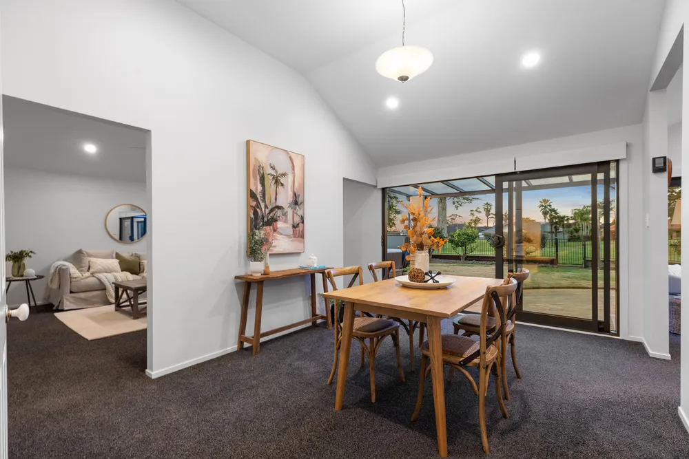 Photos of 153 Gravatt Road