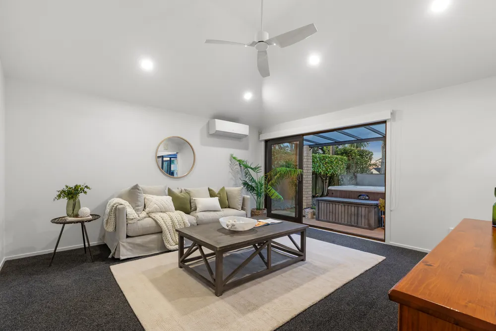 Photos of 153 Gravatt Road