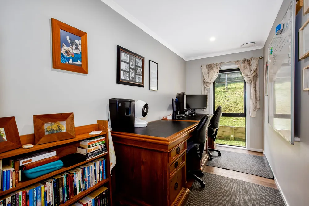 Photos of 24 Queen Charlotte Drive