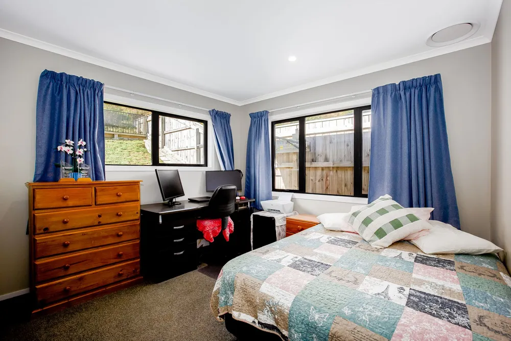 Photos of 24 Queen Charlotte Drive