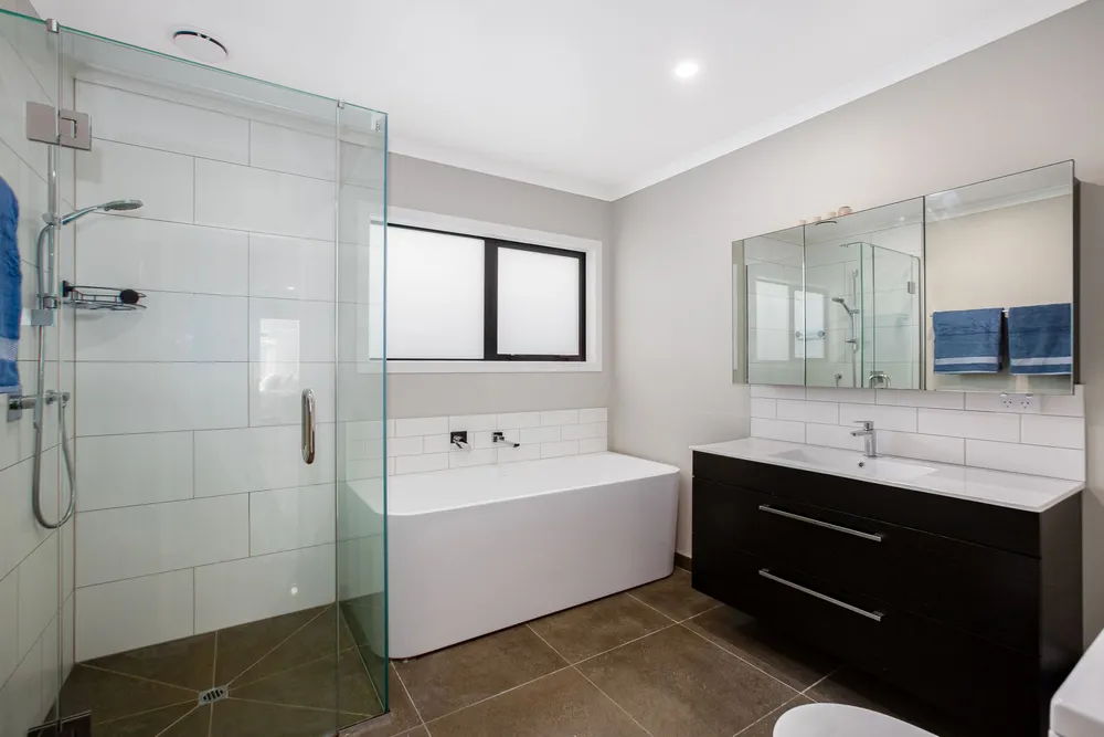 Photos of 24 Queen Charlotte Drive