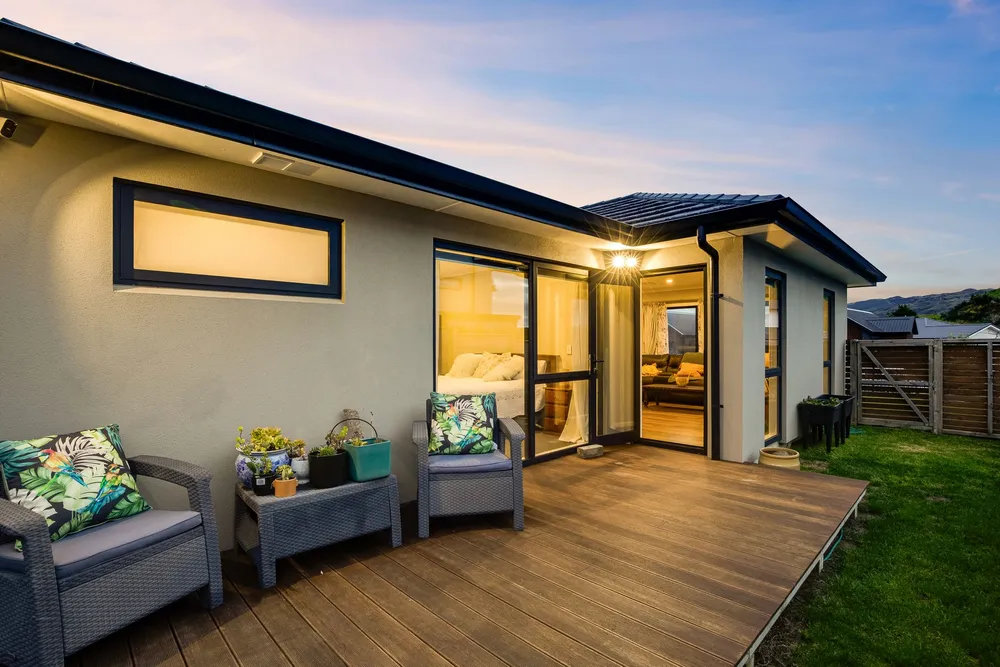 Photos of 24 Queen Charlotte Drive