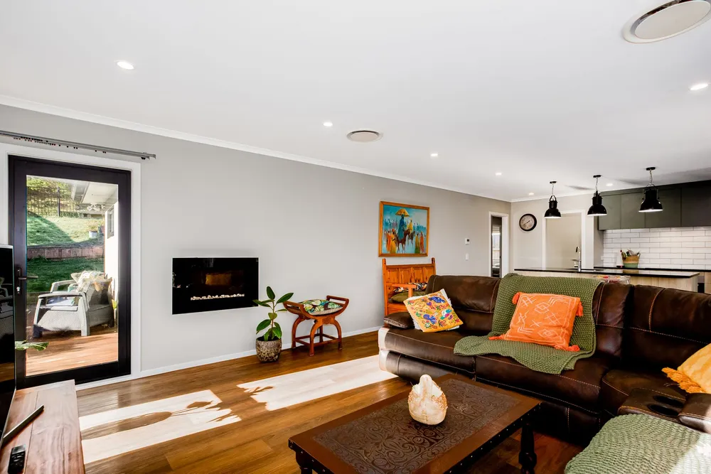 Photos of 24 Queen Charlotte Drive