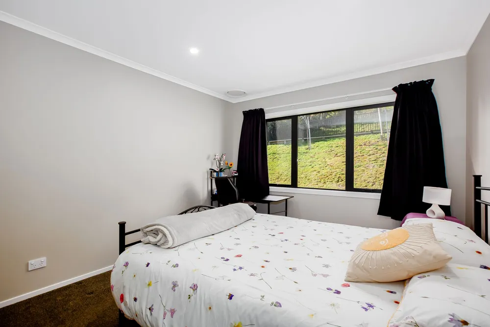 Photos of 24 Queen Charlotte Drive