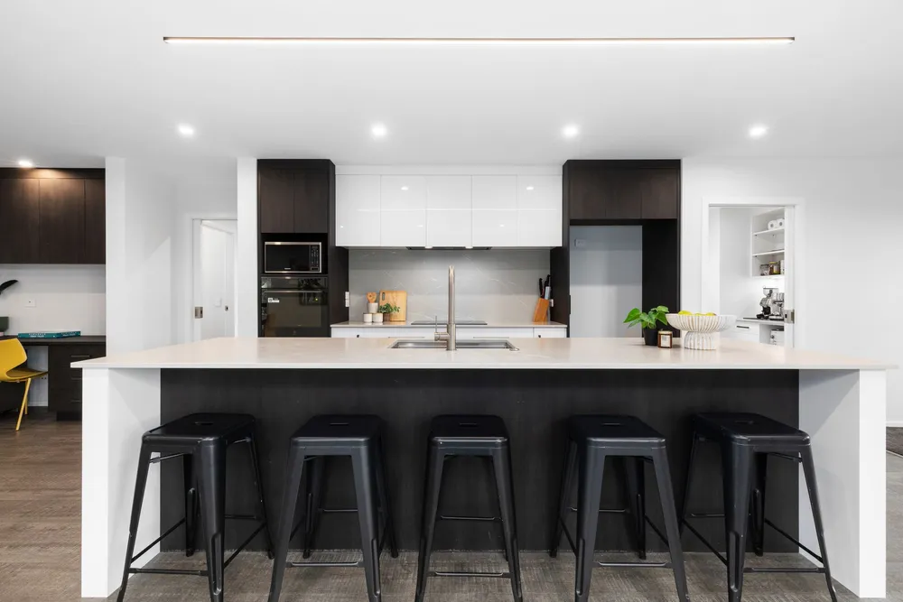 Photos of 24 Queen Charlotte Drive