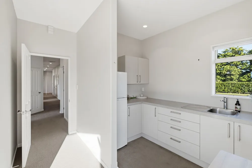 Photos of 139 Weedons Ross Road