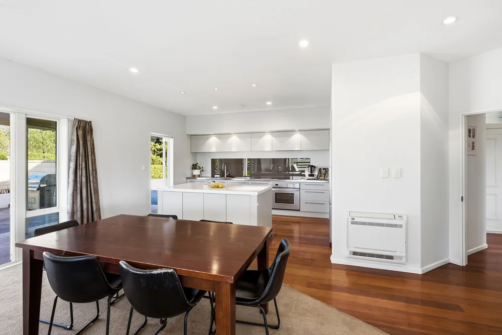 Photos of 139 Weedons Ross Road