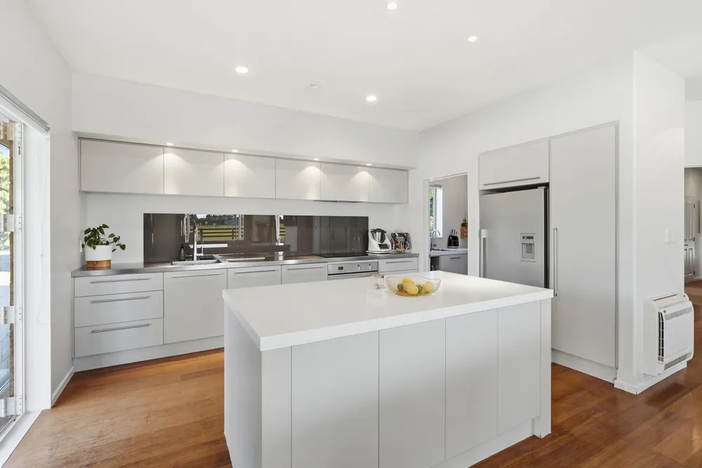 Photos of 139 Weedons Ross Road