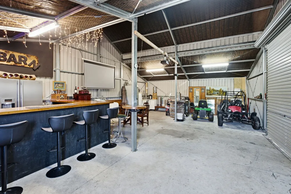 Photos of 139 Weedons Ross Road