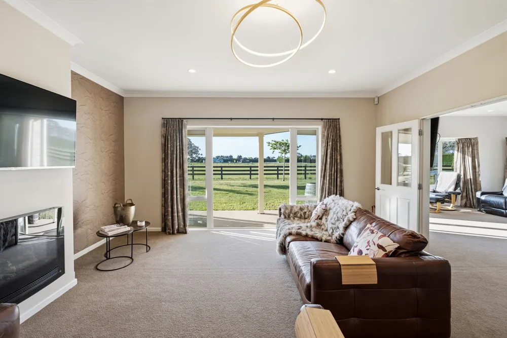 Photos of 139 Weedons Ross Road